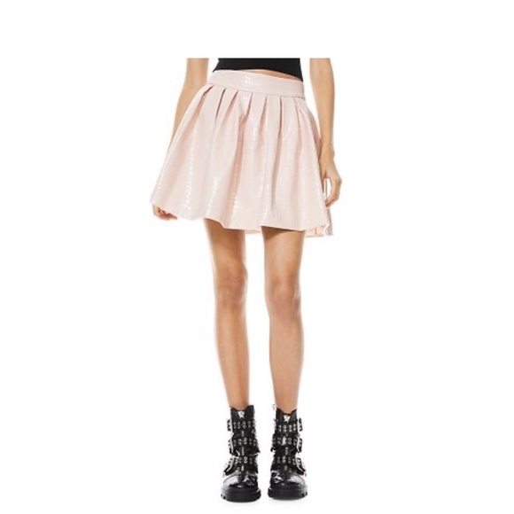 ALICE + OLIVIA Fizer Faux Leather Pleated Skirt in Blush - Picture 3 of 9